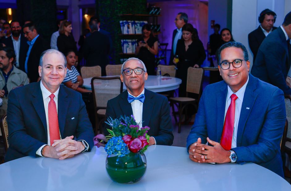 AES Panam celebra EMPOWER 2025 y analiza perspectivas de crecimiento en un contexto de oportunidades histricas