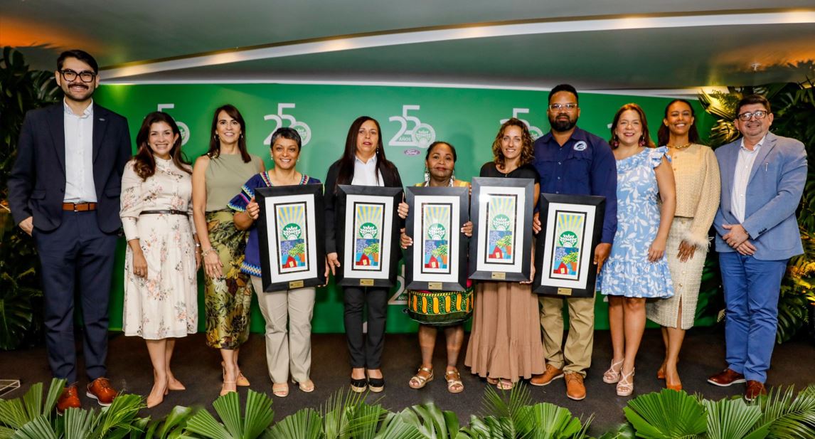 Donativos Ambientales Ford celebra 25 aos con la distribucin de $85,000 entre seis proyectos comunitarios