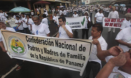 El pas se divide en dos bandos con proyecto de ley 61