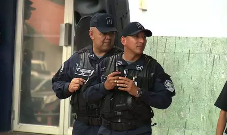 Polica resulta herido en un enfrentamiento con delincuentes