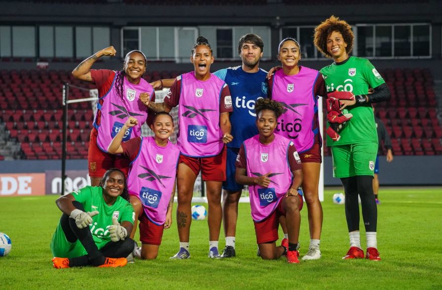 Seleccin Mayor Femenina de Panam lista para viajar a Per