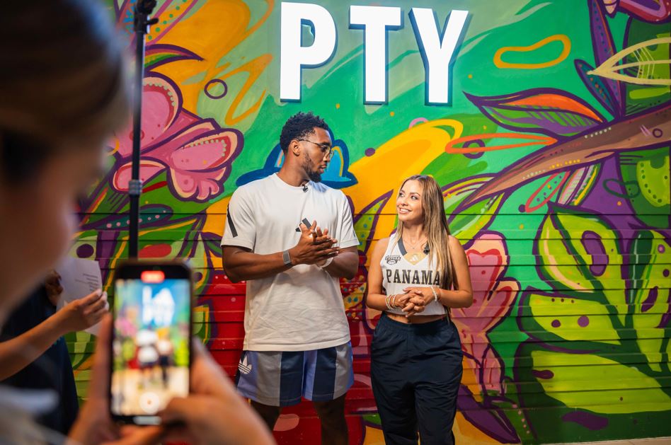 adidas Basketball le da la bienvenida a Donovan Mitchell a Panam