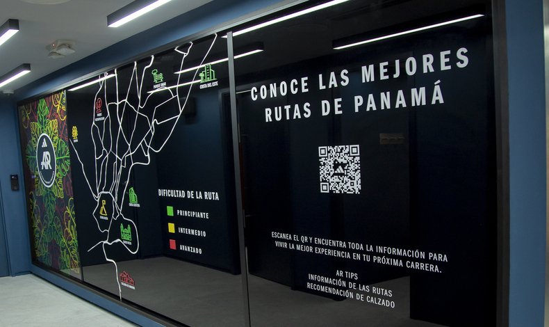 adidas lanza nueva tienda interactiva en Multiplaza