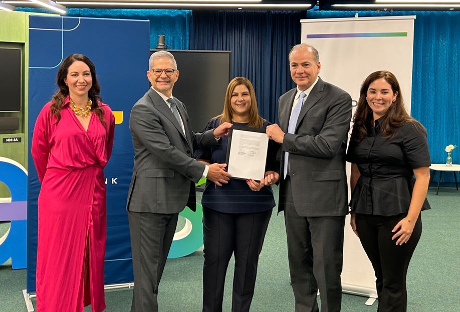 Bi Bank, primer aliado financiero de Fundaci�n AES Panam� en el impulso del desarrollo sostenible