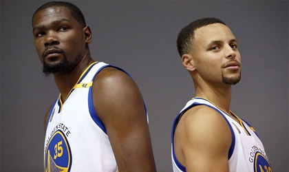 Durant y Curry ya posan como compaeros