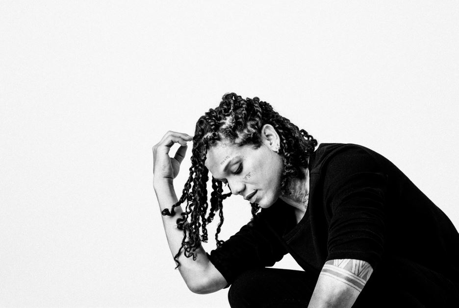 Tienes que escuchar �Abr�zame�, lo nuevo de Fausto Moreno y Felo Flowers