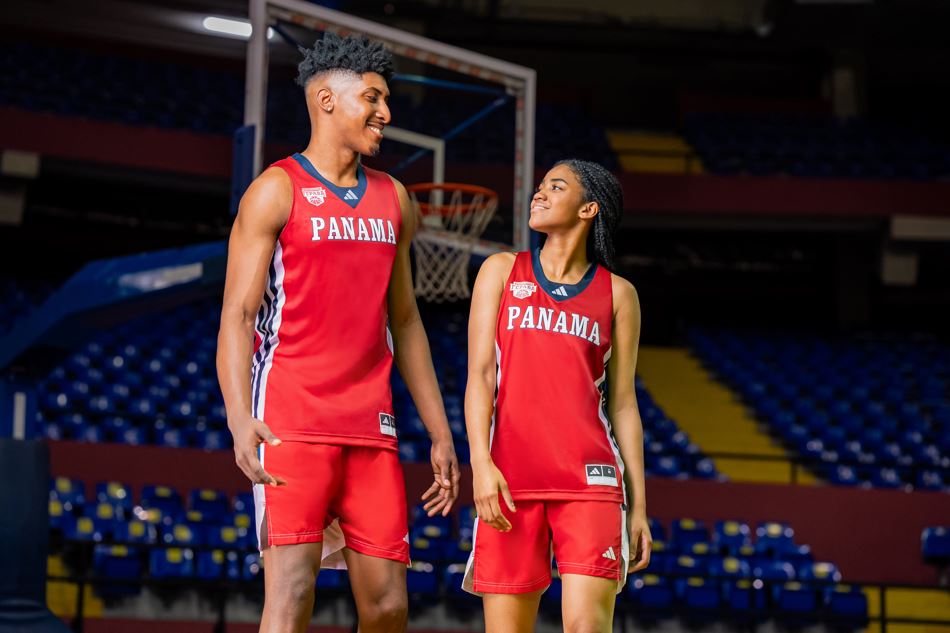 adidas y FEPABA presentan Nuestra roja sin mangas