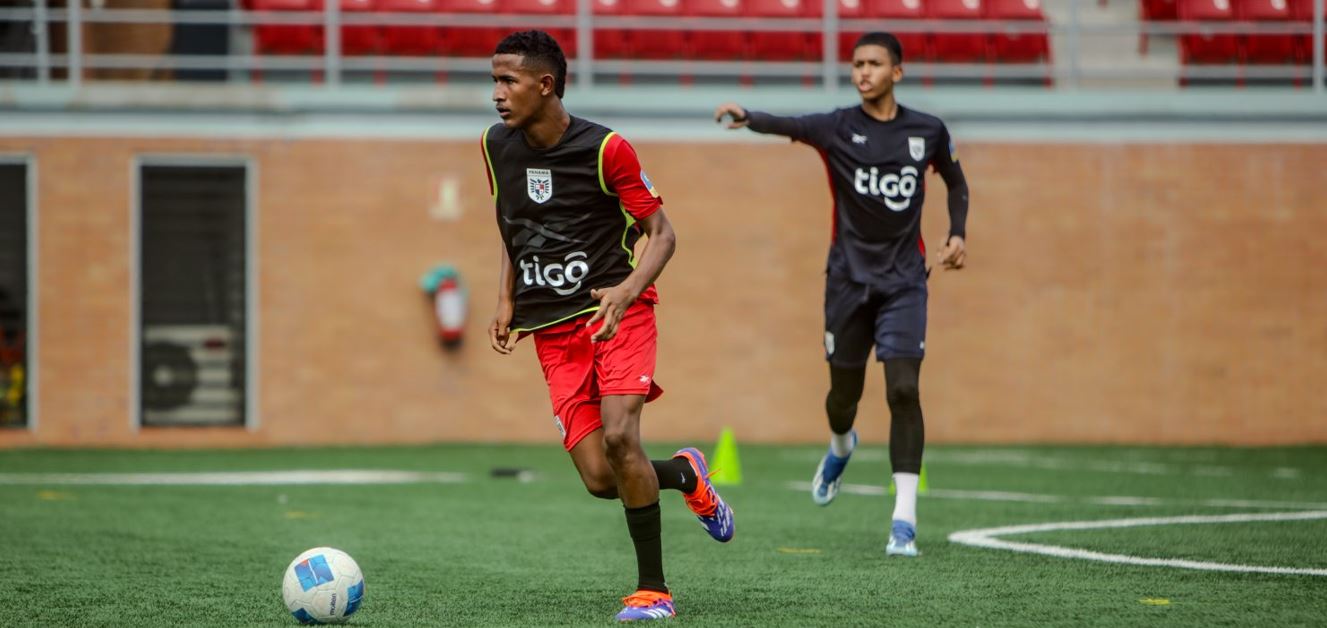 Gimnasio y ftbol: Doble sesin de trabajo para la Sub-17 Masculina