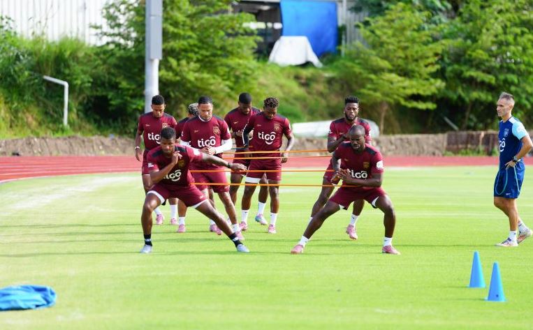 Panam Mayor arranca su preparacin para El Salvador en un nuevo escenario