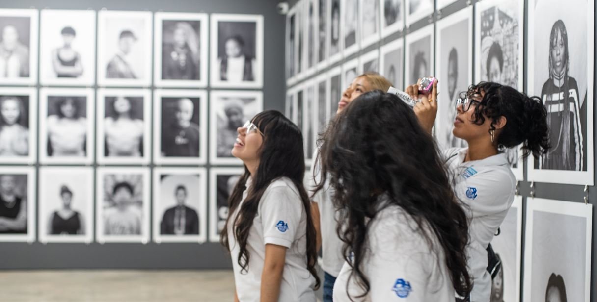 Vive el cierre de la exhibici�n de Zanele Muholi con un fin de semana de actividades abiertas en Casa Santa Ana