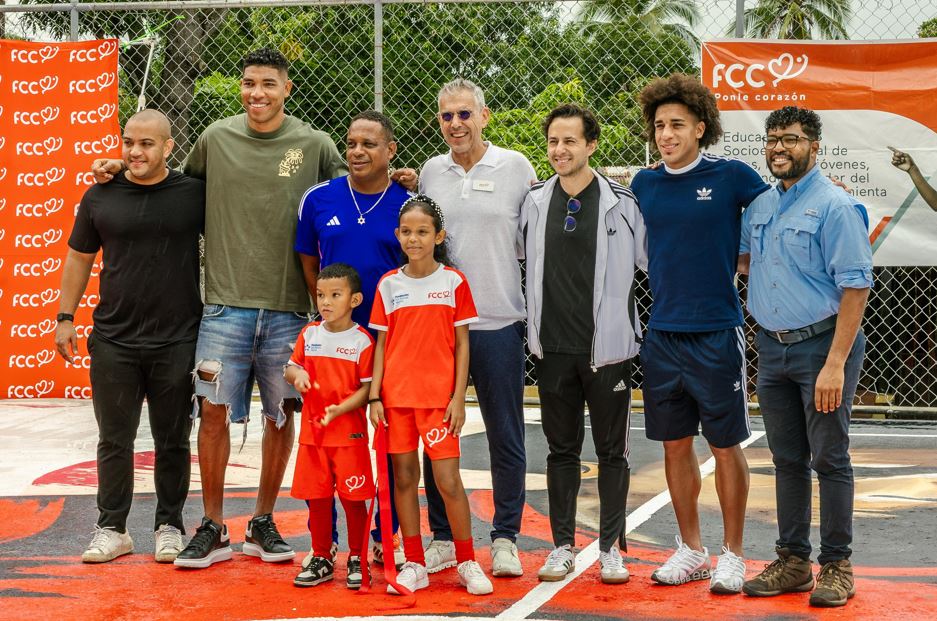 adidas y Ftbol con Corazn inauguran la renovada Cancha Carrasquilla