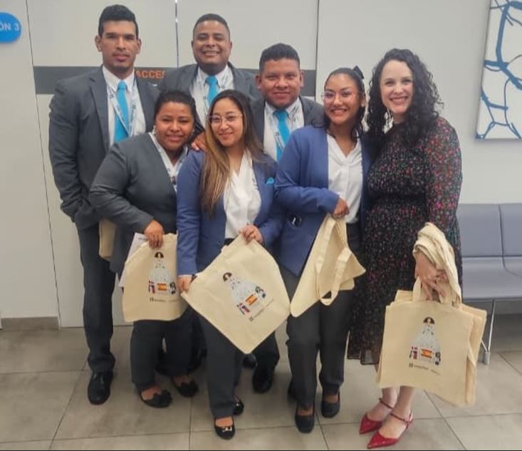 Hospiten Paitilla se une a la celebraci�n del D�a Internacional del Abrazo