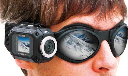 JVC presenta su GC-XA1, especial para deportes extremos