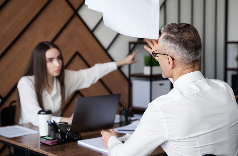 6 de cada 10 personas trabajadoras fueron discriminadas por su edad o conoce a alguien que lo fue