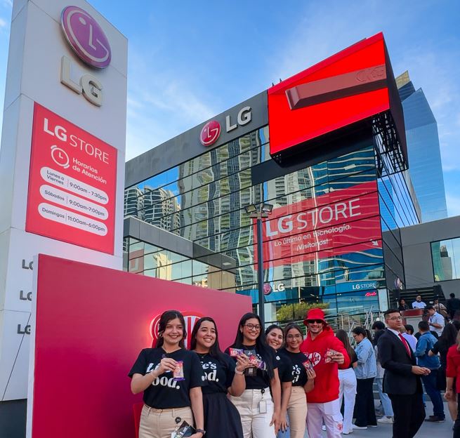 LG Electronics ilumina la Ciudad de Panam con su imponente Pantalla LED