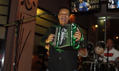Osvaldo Ayala, prendi Las Terrazas de Multiplaza