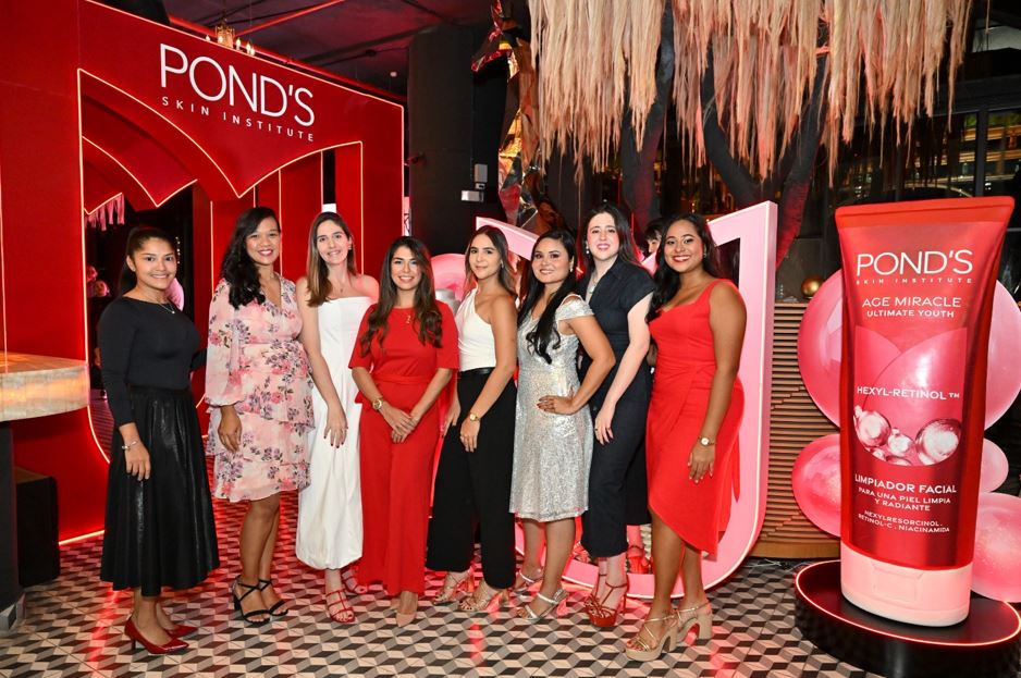 Ponds presenta en Panam su nueva lnea Age Miracle