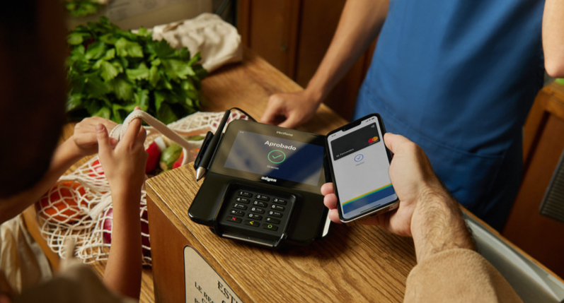 Pagas con tu celular? Entonces ya formas parte de la revolucin fintech en Panam