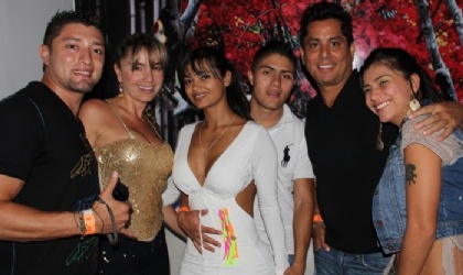 Fotos de la rumba en SANDS 13/Oct con DJ Tusso