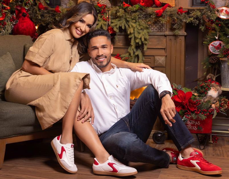 Skechers celebra la temporada de fiestas con estilo y comodidad
