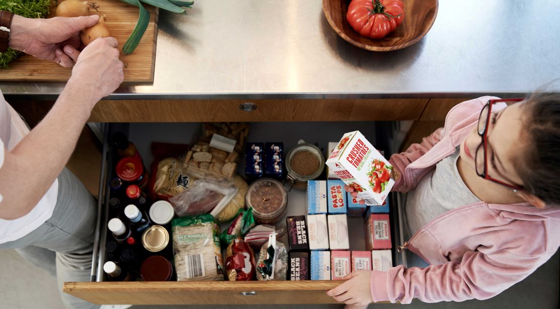 En las fiestas de fin de ao, los envases sostenibles facilitan la preparacin y reducen el desperdicio de alimentos