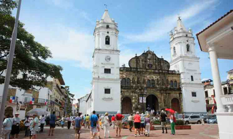 Incrementa el turismo religioso en Panam�