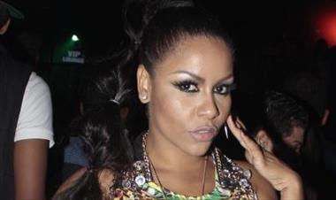 /vidasocial/demphra-molesta-por-un-video/44007.html