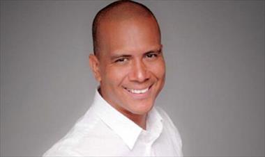 /vidasocial/dj-yair-alexander-y-su-esposa-ayudan-a-ninos-con-su-fundacion/47017.html