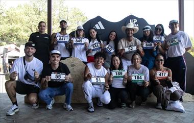 /deportes/panama-se-consolida-en-el-mapa-del-trail-running-mas-de-800-corredores-desafiaron-el-volcan-baru/106870.html