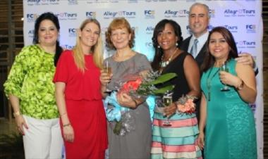 /vidasocial/celebran-15-anos-en-la-industria-turistica-de-panama/21787.html
