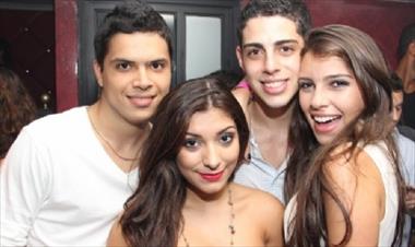 /vidasocial/fotos-la-rumba-de-calle-uruguay-desde-alta-bar-12-7/17802.html