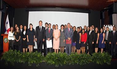 /vidasocial/requisitos-para-ingresar-a-la-carrera-diplomatica-y-consular/61988.html