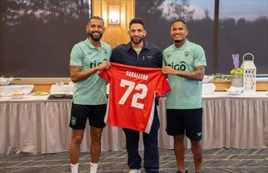 Panam� abre sus puertas a la comunidad de New Tecumseth y Chema Caballero