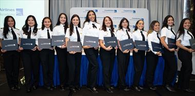 /vidasocial/alas-academia-de-pilotos-de-copa-airlines-gradua-a-42-nuevos-pilotos-panamenos/106733.html
