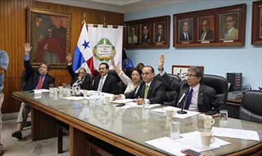 /vidasocial/aumentan-salario-minimo-del-personal-administrativo-en-la-up/40383.html