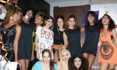 /spotfashion/karina-valdes-presenta-su-coleccion-art-fashion-show/17940.html