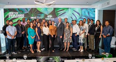 /vidasocial/fundacion-aes-panama-fundacion-trenco-y-ricardo-perez-se-unen-para-celebrar-el-dia-internacional-de-los-voluntarios/106383.html