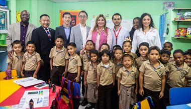 /vidasocial/grupo-rey-apuesta-por-el-desarrollo-de-ninas-ninos-y-docentes-de-panama/106525.html