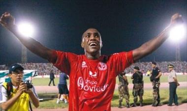 /deportes/luis-tejada-anota-los-dos-goles-del-juan-aurich-en-empate-ante-cobresol/15217.html