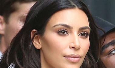 /vidasocial/17-personas-detenidas-tras-el-atraco-que-sufrio-kim-kardashian-en-paris/39334.html