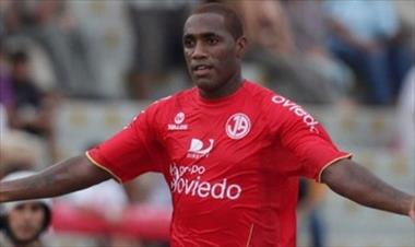 /deportes/luis-tejada-le-da-la-victoria-al-juan-aurich-y-llega-a-13-goles/15365.html