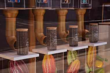 /vidasocial/oro-moreno-la-chocolateria-artesanal-panamena-estrena-nuevas-vitrinas-y-eleva-la-experiencia-del-chocolate-premium/107026.html