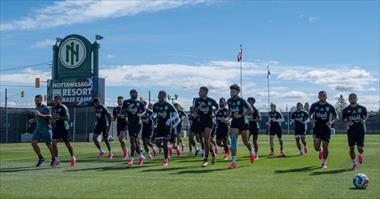 /deportes/panama-trabaja-en-cancha-con-el-grupo-completo-pensando-en-ghana/106957.html