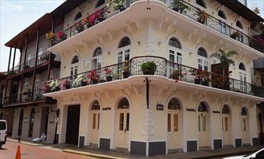 /spotfashion/pandora-inaugura-su-nueva-tienda-en-el-corazon-de-casco-viejo-panama/106150.html