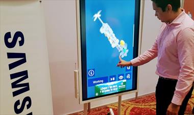 /zonadigital/samsung-electronics-presento-su-nueva-pantalla-tactil-samsung-flip/77027.html