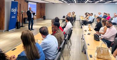 /vidasocial/tigo-panama-refuerza-su-cultura-de-cumplimiento-junto-a-proveedores/106296.html