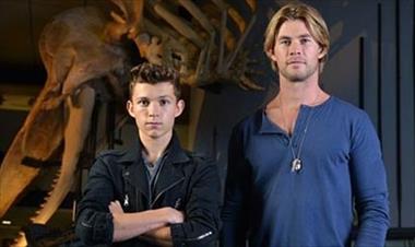 /cine/tom-holland-confiesa-que-chris-hemsworth-lo-ayudo-a-convertirse-en-spider-man/53152.html
