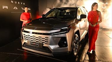 En el marco de su 70 aniversario en Panam�, Ricardo P�rez presenta la nueva Toyota RAV4