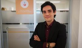 Conductor de UPS salva a familia de un incendio