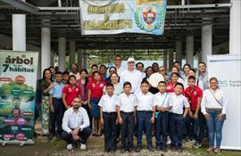 Fundacin AES Panam presenta los proyectos beneficiados con el programa Mujeres que Brillan